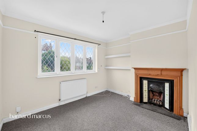 Babington Road, London photo 3
