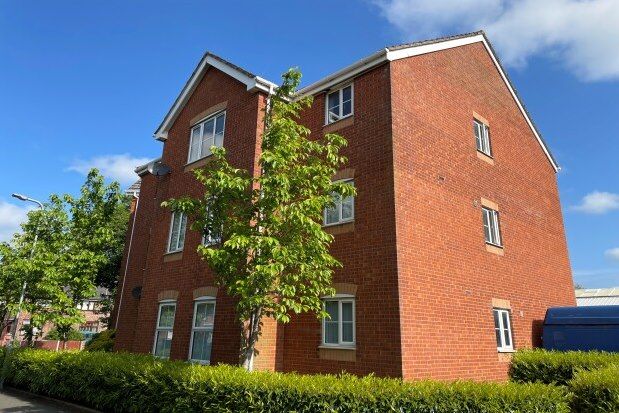 Flat to rent in Ashtons Green Drive, St. Helens