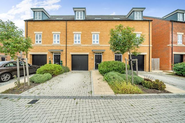 Terraced house for sale in Newbury, Berkshire