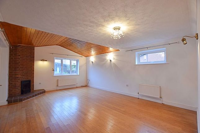 8, Windsor Close, Lincoln photo 3