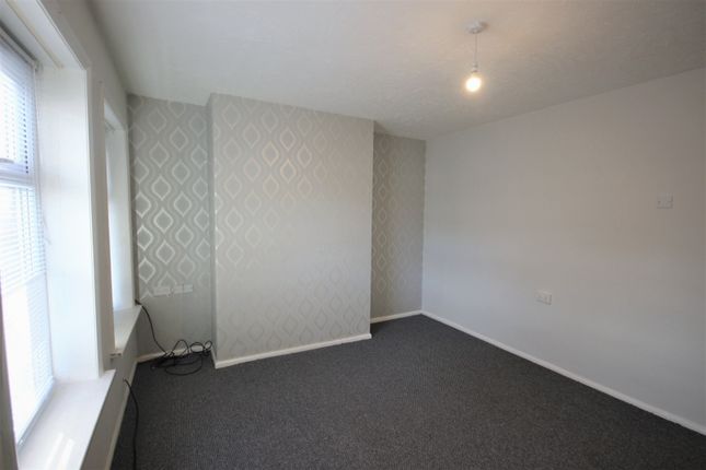 Flat to rent in Newtown Court, Hedon Road, Hull