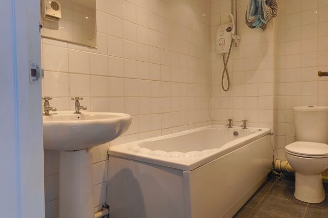 10f, Newtown Road, Highbridge photo 4