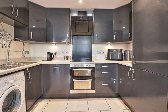 10 Orchard Court photo 3