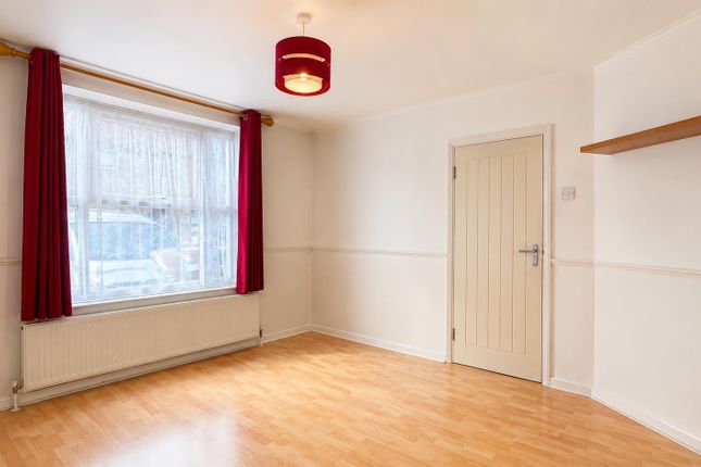 4, Welbeck Road, Sutton photo 3