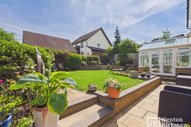 1, Blacksmith Close, Billericay photo 2