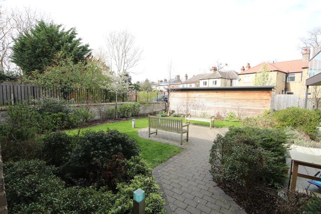 Flat for sale in Water Lane, Cambridge