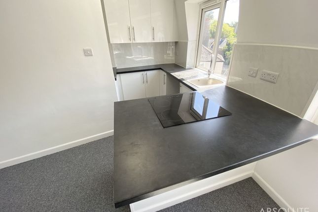 Flat 2, 95 Drew Street, Brixham photo 3