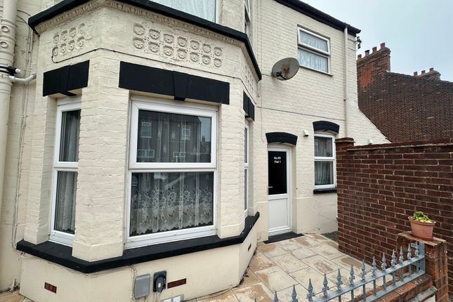 Flat 1, 69, Salisbury Road, GREAT YARMOUTH photo 2