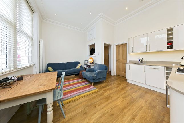 1-bed flat on 13A, Petersham Road, UK, £350,000