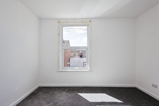 36, Meyrick Road, Portsmouth photo 4