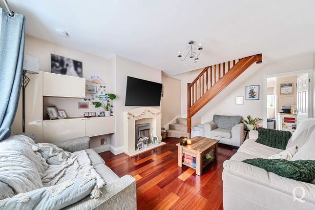 38, Foxgrove, Kent photo 2
