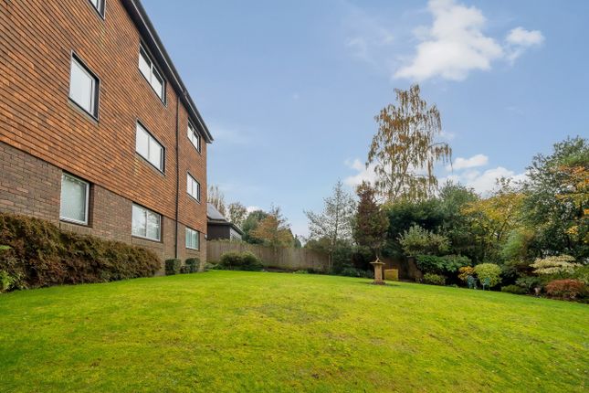 Flat for sale in Chislehurst Road, Chislehurst, Kent