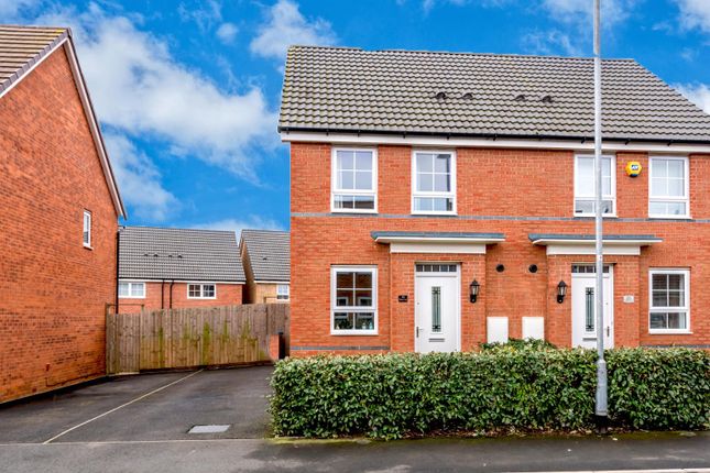 Thumbnail Town house to rent in Hallum Way, Hednesford, Cannock
