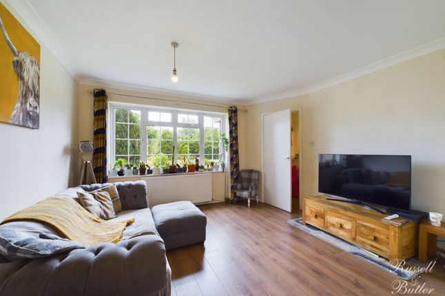 30, Ottersbrook, Buckingham photo 2