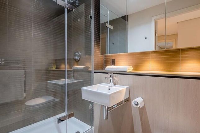 Apartment, 609, Merchant Square East, London photo 3