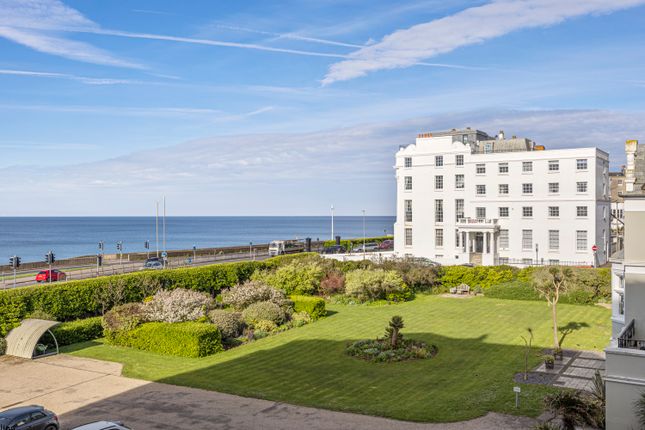 7 Courcels, Arundel Street, Brighton photo 3
