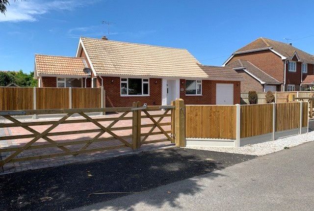 Thumbnail Bungalow for sale in Rolfe Lane, New Romney