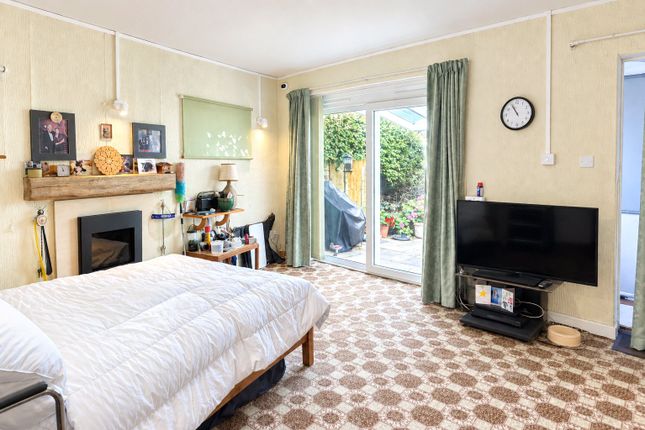 4, Churchfield, Somerset photo 3
