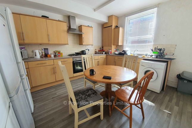 Thumbnail Terraced house to rent in Harold Mount, Hyde Park, Leeds