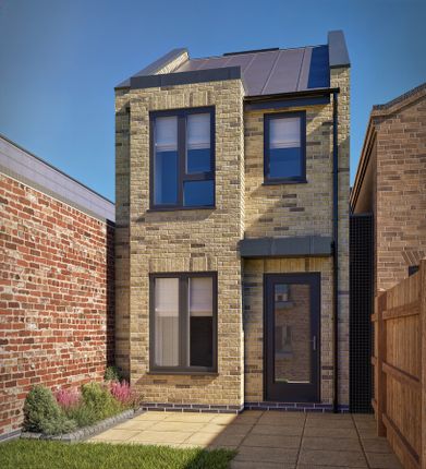 Flat Mews House, 5a, Putney Bridge Road, London photo 3