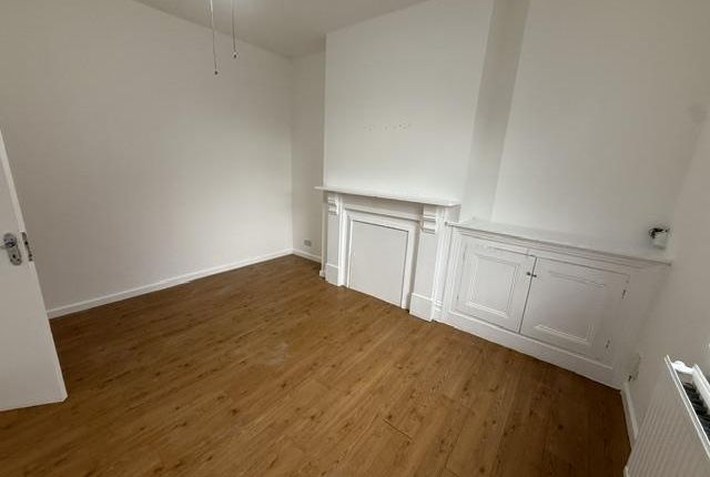 3-bed house on 3, Howgill Street, Manchester, £1,250/mo