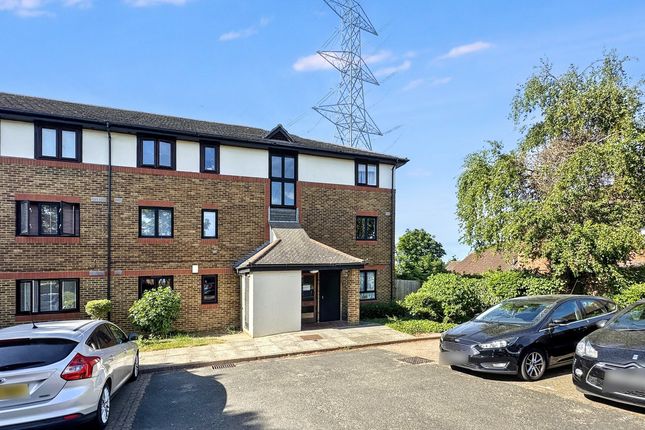 Thumbnail Flat to rent in Morgan Drive, Greenhithe