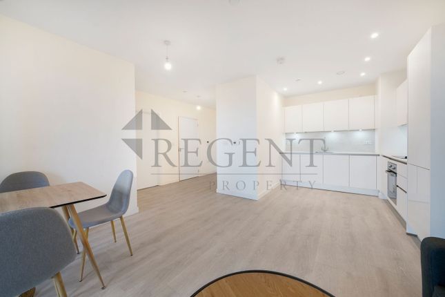 Flat, 115, Tabbard Apartment, London photo 3