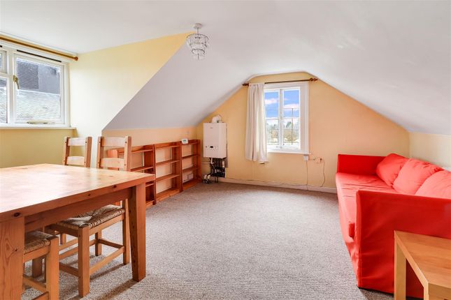 Flat 5, 56, Bateman Street, Cambridge photo 2