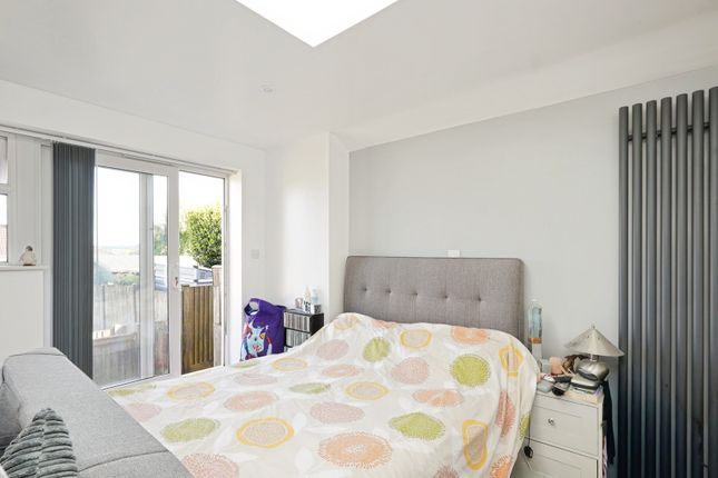 5, Milner Close, Dover photo 4
