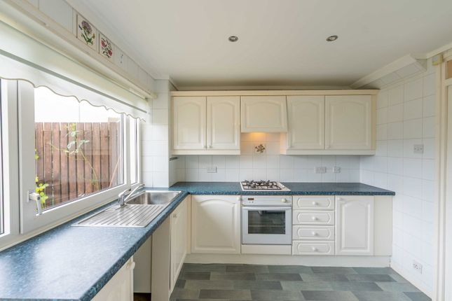 49, Devonway, Clackmannan photo 2