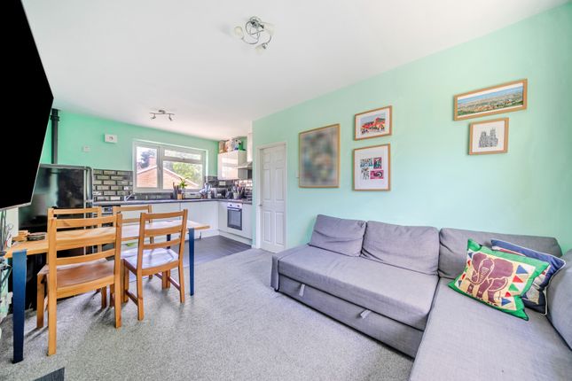 129A, Casterbridge Road, London photo 4