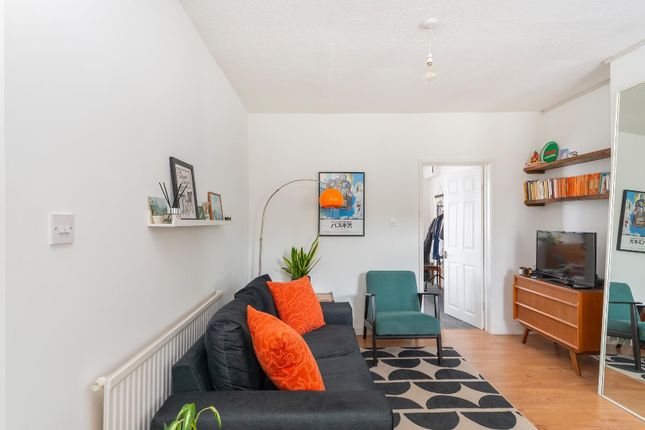 9A1Arbr - Living Room C.Jpg