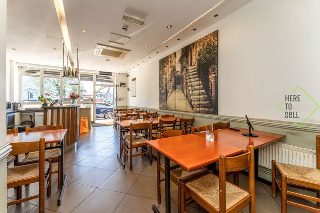 Premium - 1260 High Road, London photo 4