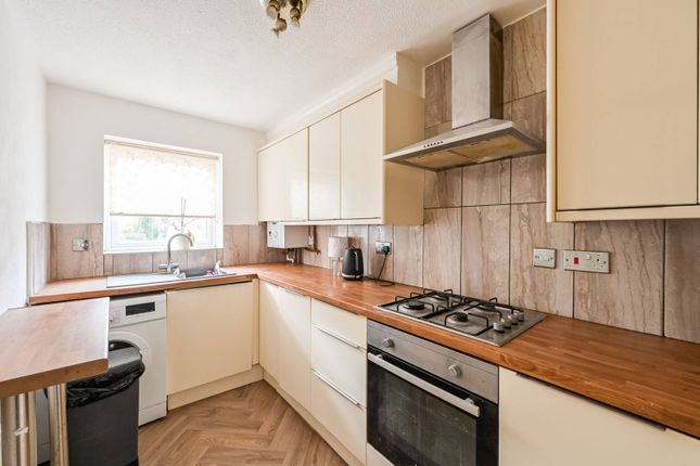 Richard House Drive, Beckton photo 2