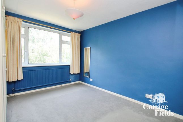 9 Richard Court Alston Road, Barnet photo 4