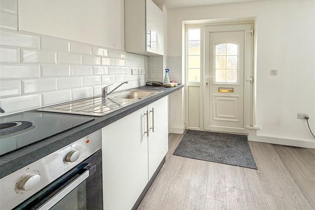 23, Eccleston Walk, MIDDLESBROUGH photo 4