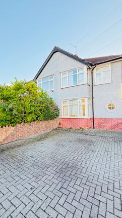 3, East ROAD, Feltham photo 2