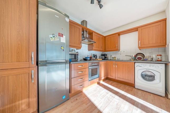 Thumbnail Flat for sale in Crouch End Hill, Crouch End, London