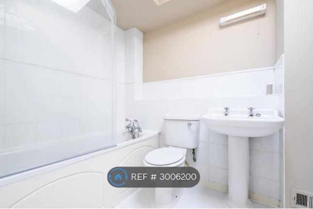 Flat, Eccleshill Durham Road, Bromley photo 5