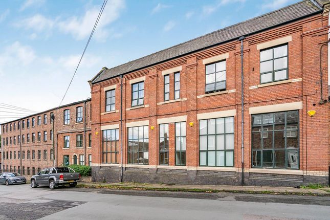 25, Silk Mill, Macclesfield photo 4
