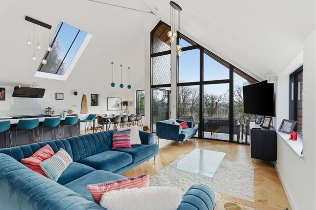 The Hollow, Windmill Hill, Saffron Walden photo 3
