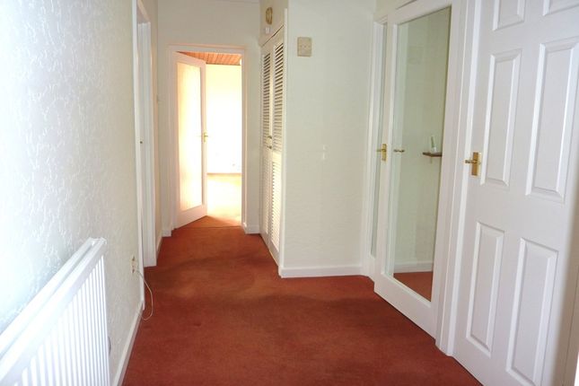 63, Hartley Old Road, Purley photo 3