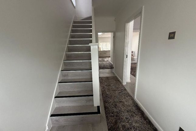 44, Pentyre Avenue, London photo 2