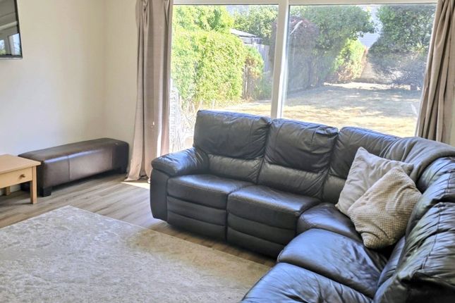 Room 2, 19, Southdown Road, West Sussex photo 2