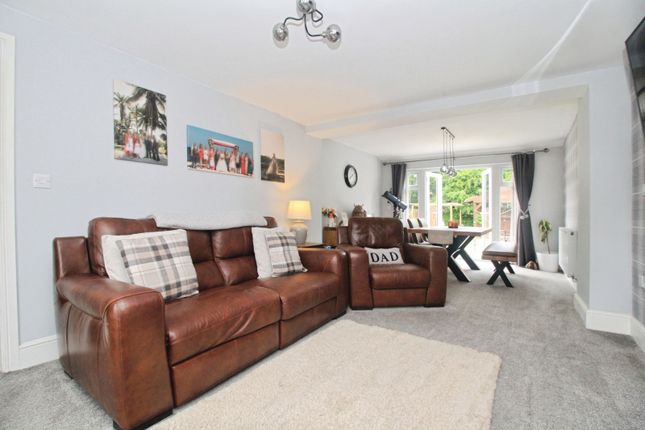 40, St. Christophers Road, Coalville photo 4