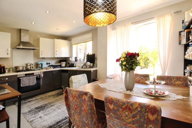 6, WIGSTON photo 4