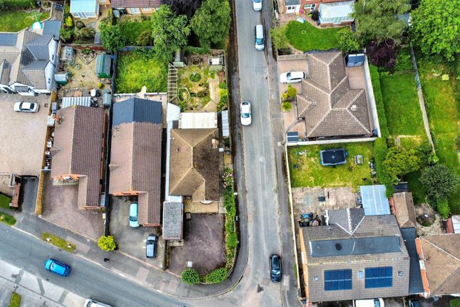 17, Nursery Road, Thurnby Lodge photo 2