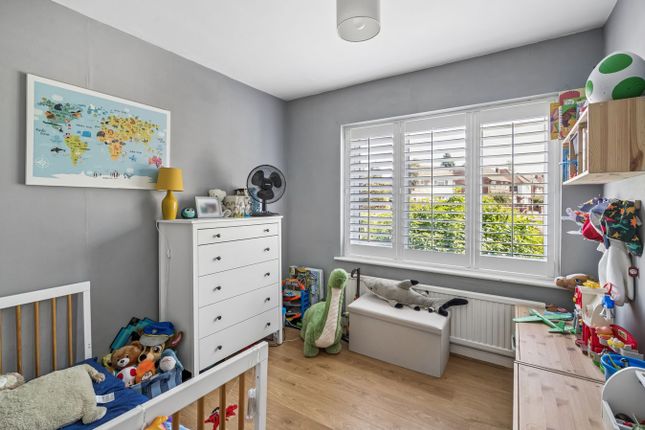 156, Pinewood Green, Iver photo 4