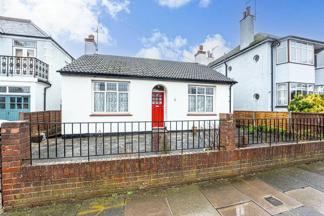 Detached bungalow for sale in Darlinghurst Grove, Leigh-On-Sea