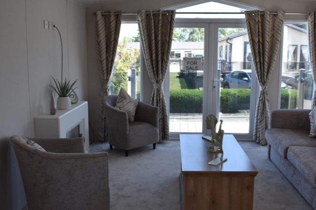 East End Road, Bradwell-on-Sea, Southminster photo 4